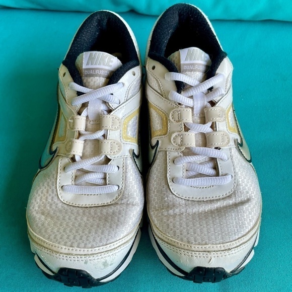Women’s Nike Dual fusion 6.5 - Picture 2 of 7